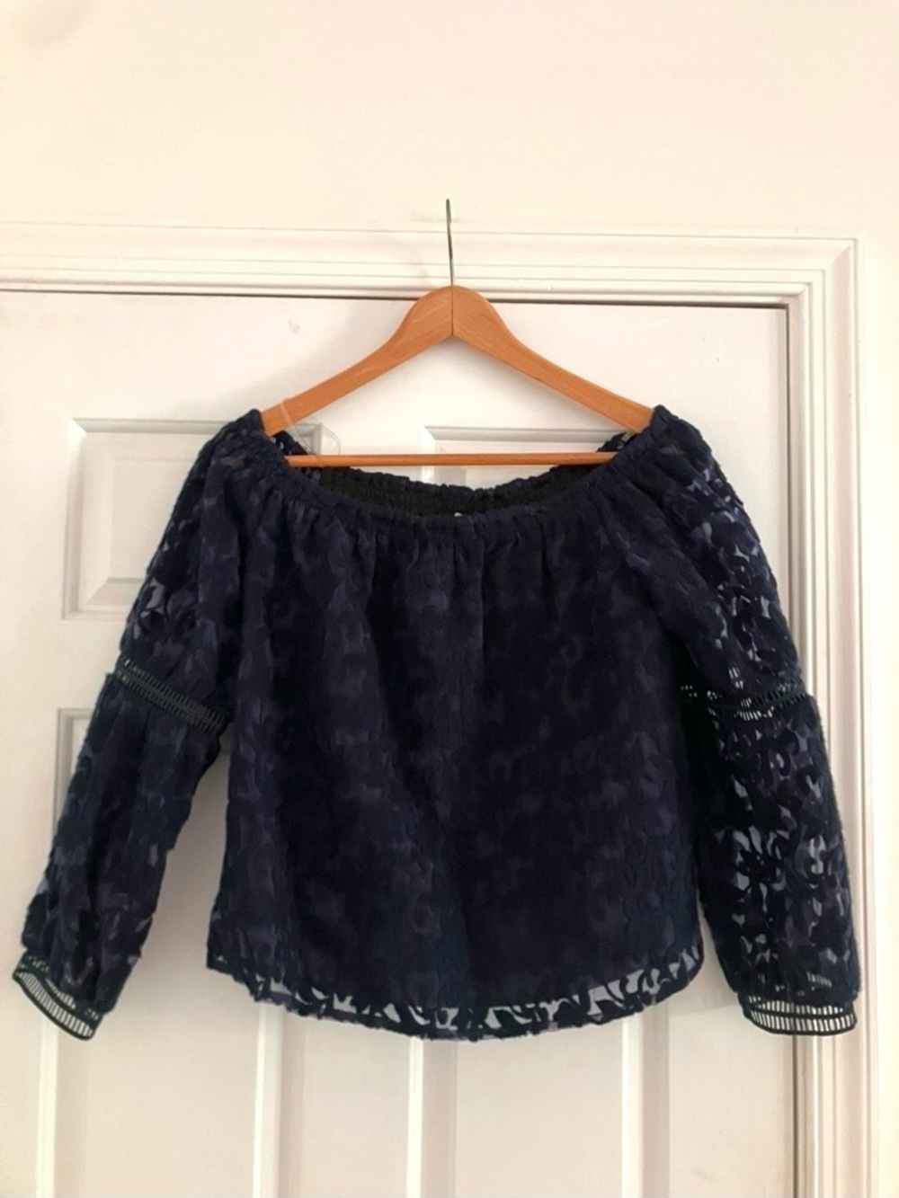 Mare Mare Anthropologie Navy Tristan  blouse size small